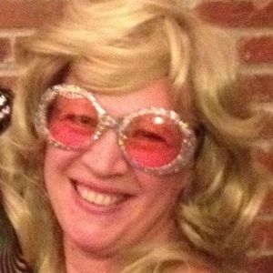 Meet your Posher, Ina